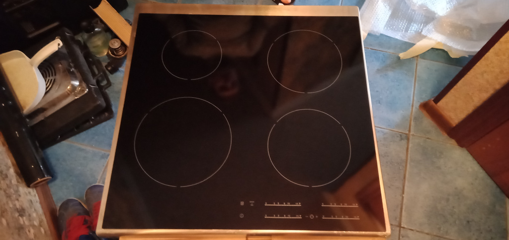 Панель с независимым управлением конфорками для плиты ELECTROLUX с духовым шкафом,после замены.jpg Панель с независимым управлением конфорками для плиты ELECTROLUX с духовым шкафом,после замены.jpg