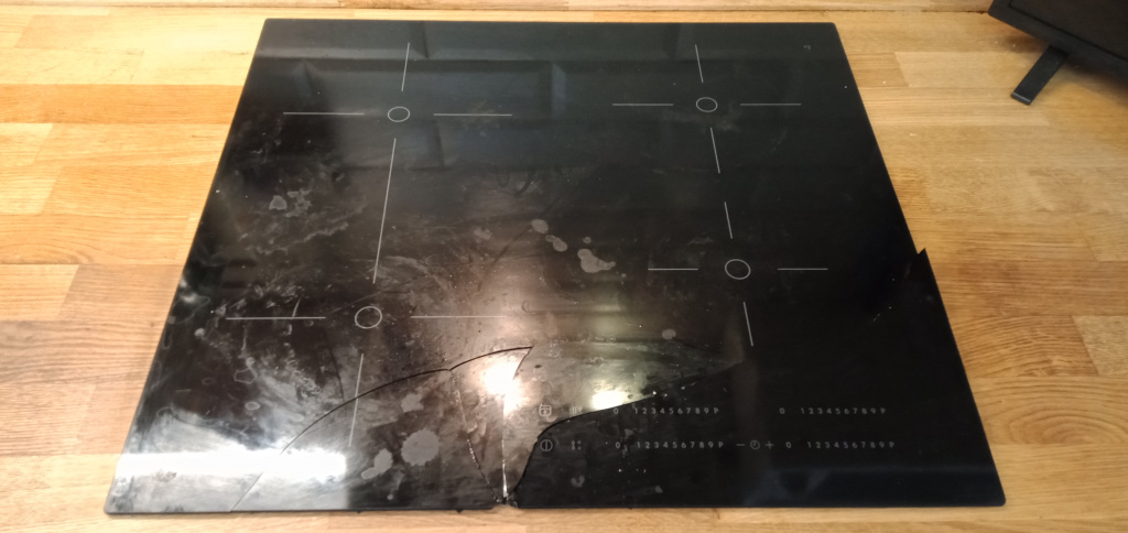 Независимая варочная панель IKEA SMAGLIK (590x520)с мостом,до замены.jpg Независимая варочная панель IKEA SMAGLIK (590x520)с мостом,до замены.jpg