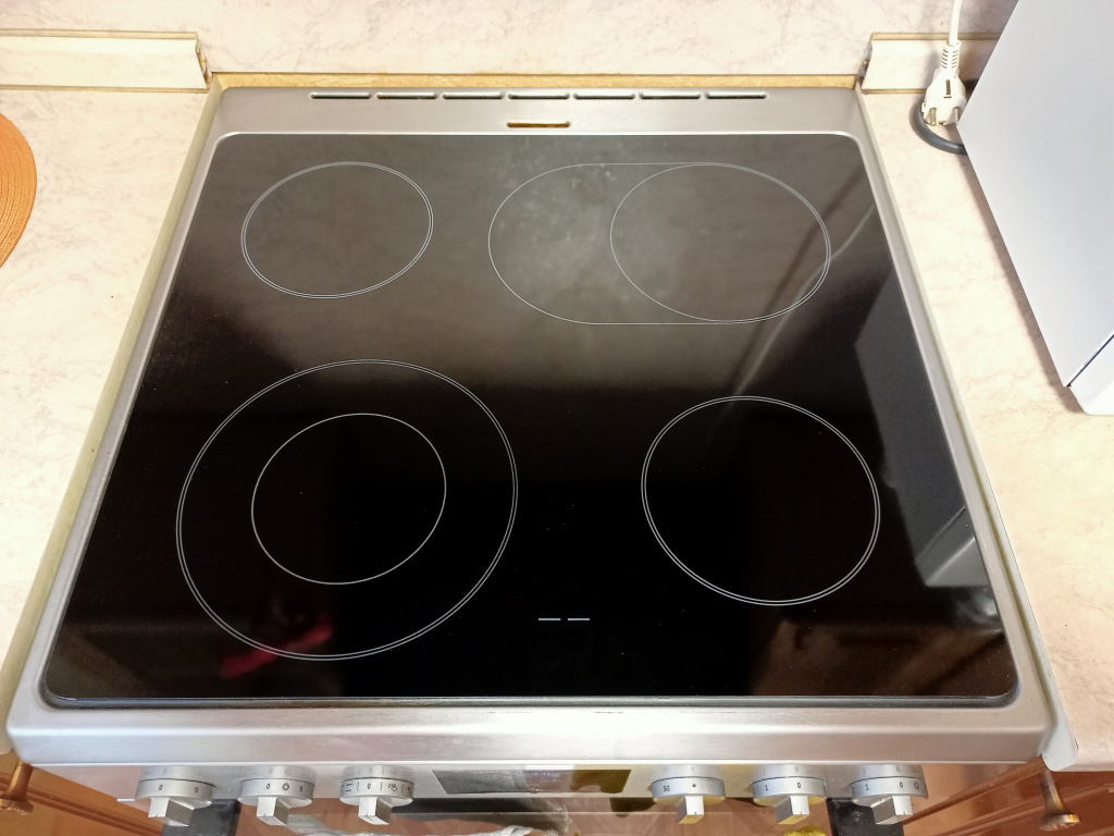 Плита с духовым шкафом Gorenje после замены стекла.jpg Плита с духовым шкафом Gorenje после замены стекла.jpg