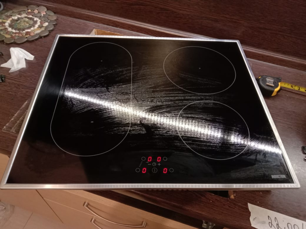Независимая варочная панель GORENJE индукционная с мостом и декоративной металлической рамкой,после замены.jpg Независимая варочная панель GORENJE индукционная с мостом и декоративной металлической рамкой,после замены.jpg