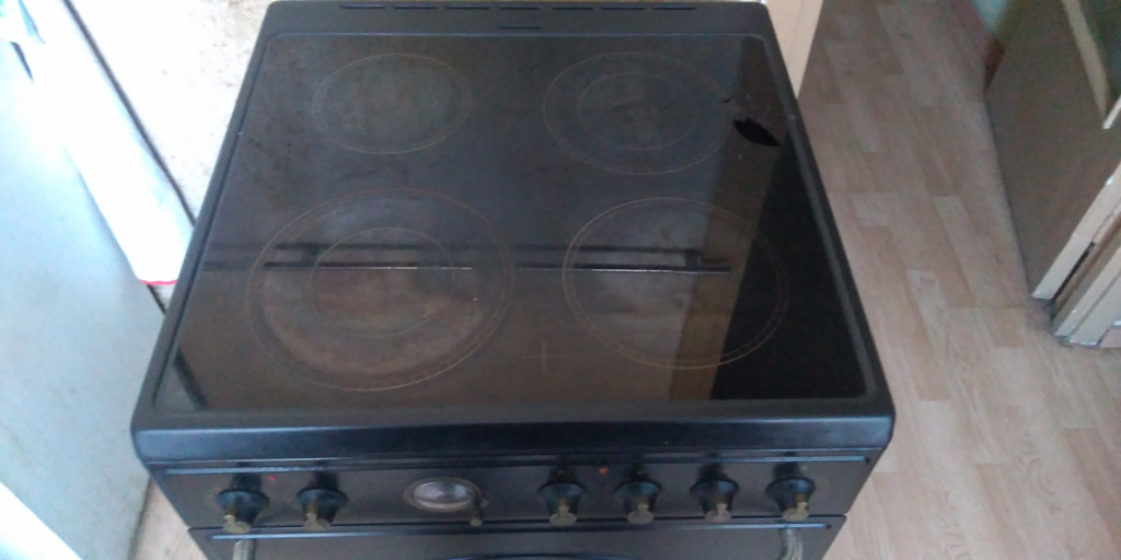 Плита со стеклокерамикой Gorenje до замены. Плита со стеклокерамикой Gorenje до замены.